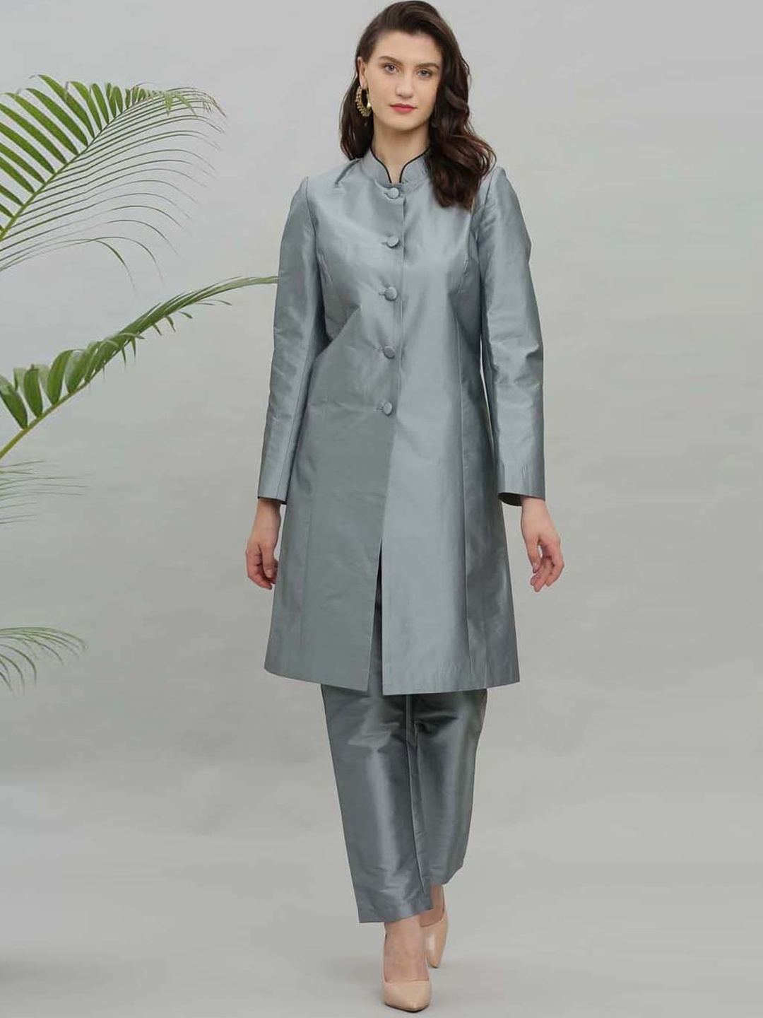 

KAANCHIE NANGGIA Mandarin Collar Regular Kurta with Trousers, Grey