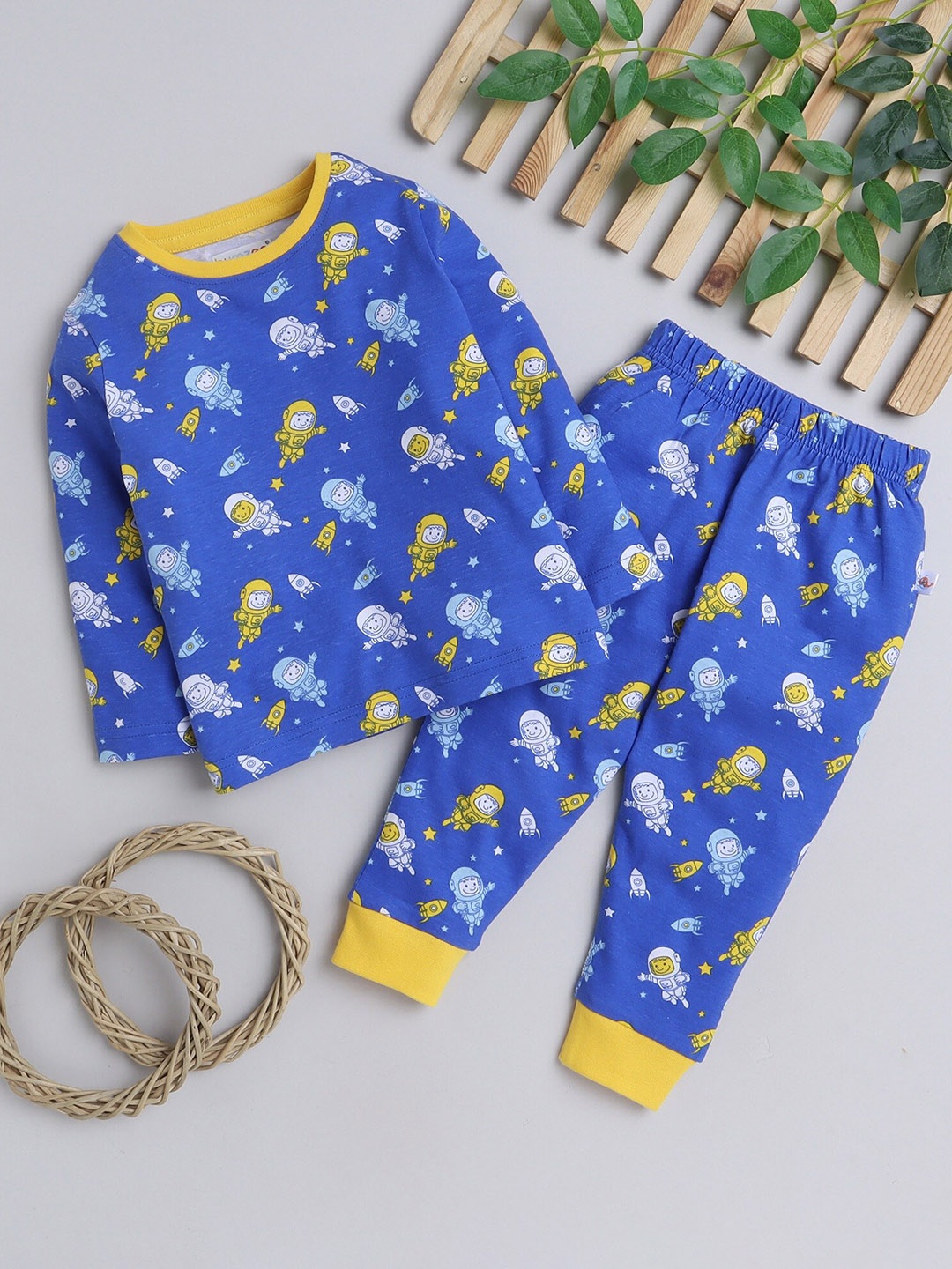 

BUMZEE Boys Graphic Printed Pure Cotton T-shirt & Pyjamas, Blue
