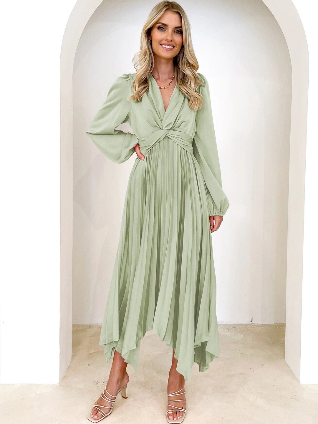 

StyleCast Green Accordion Pleats A-Line Midi Dress