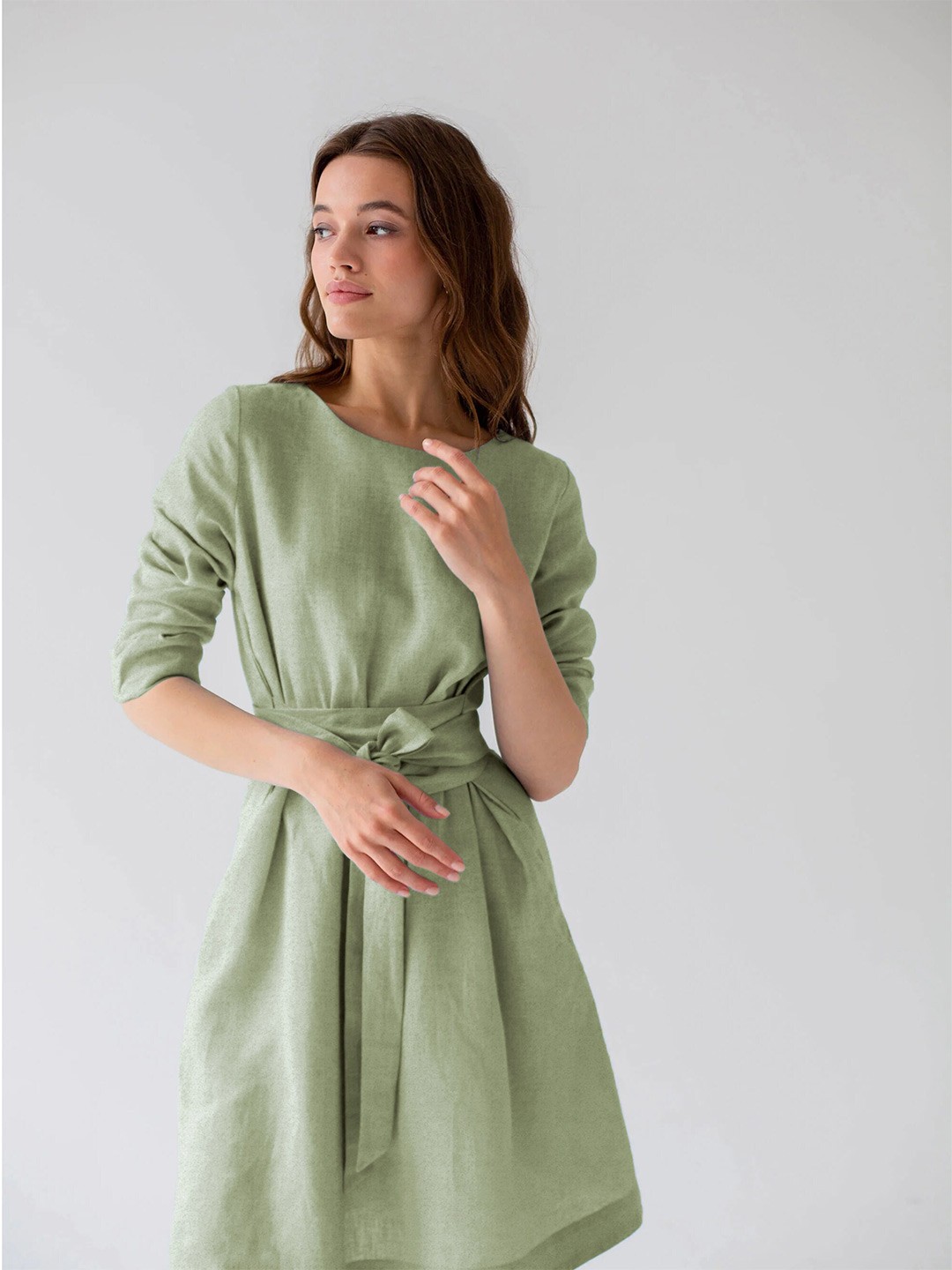 

StyleCast Green Round Neck Cuffed Sleeve Tie Up A-Line Dress