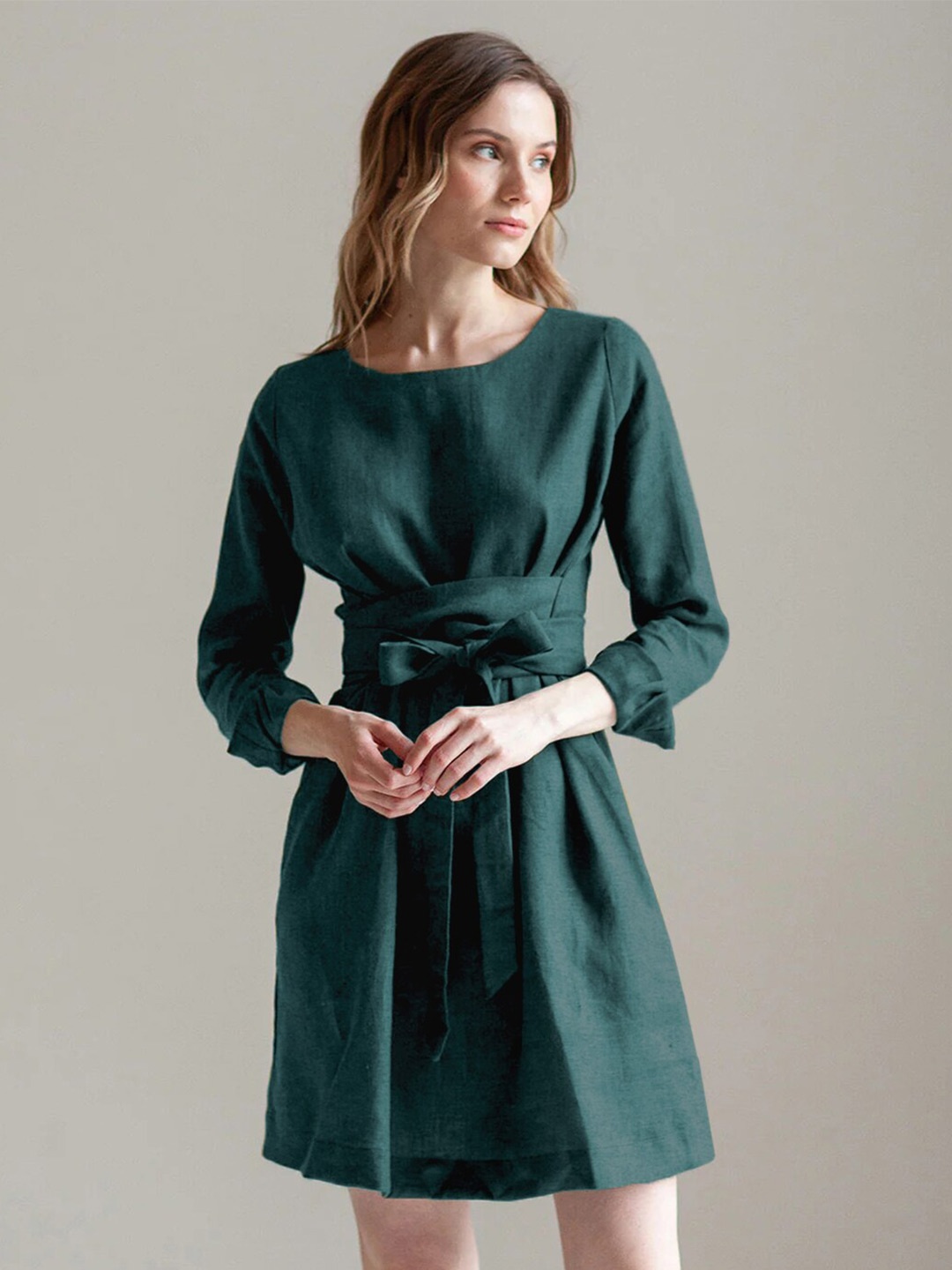 

StyleCast Green Round Neck Cuffed Sleeve Tie Up A-Line Dress