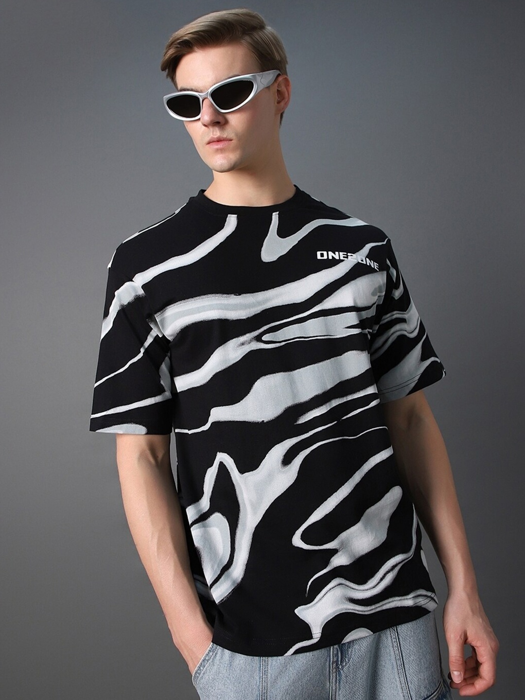 

Bewakoof All Over Printed Oversized T-shirt, Black