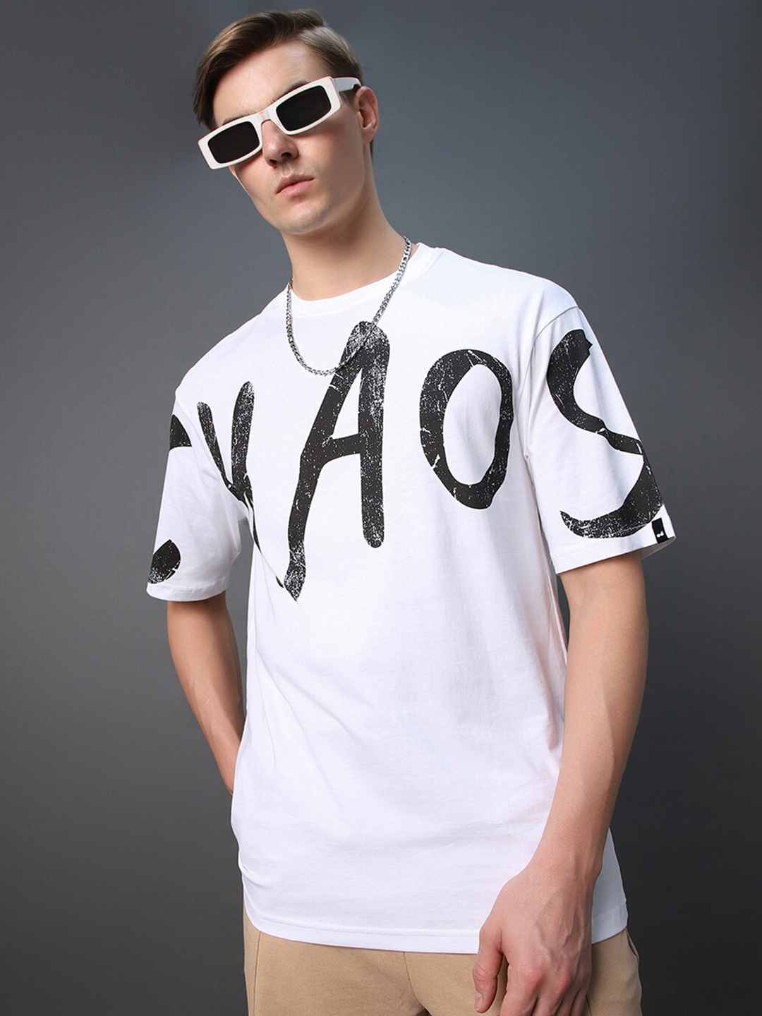 

Bewakoof Typography Printed Cotton Oversized T-shirt, White