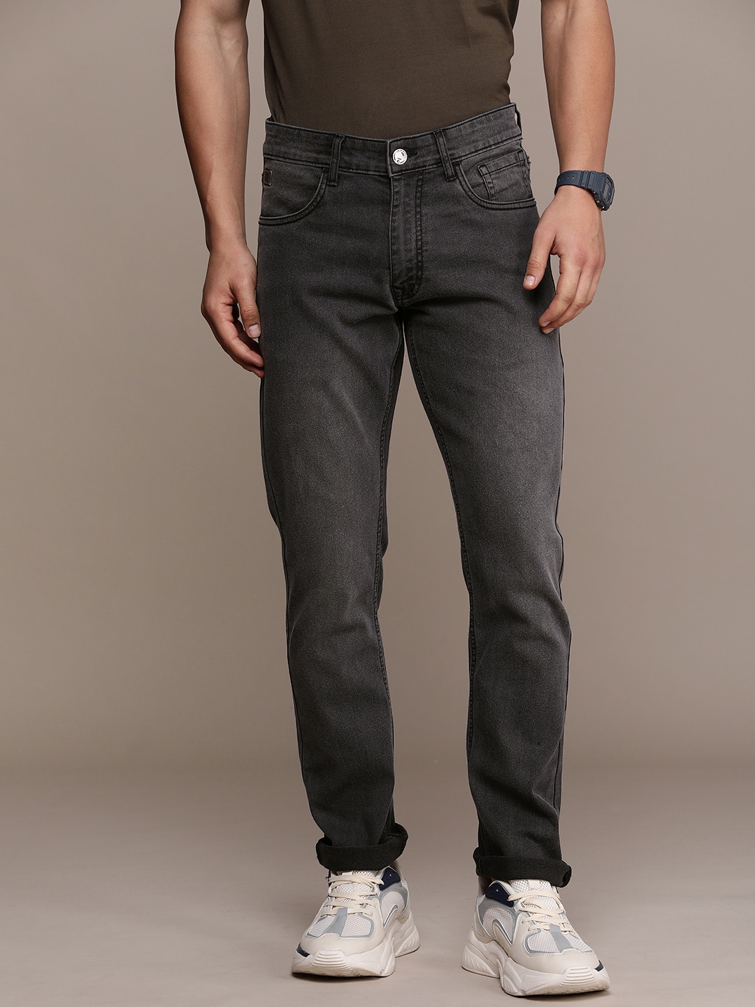 

WROGN Men Mid-Rise Regular Fit Light Fade Stretchable Jeans, Grey