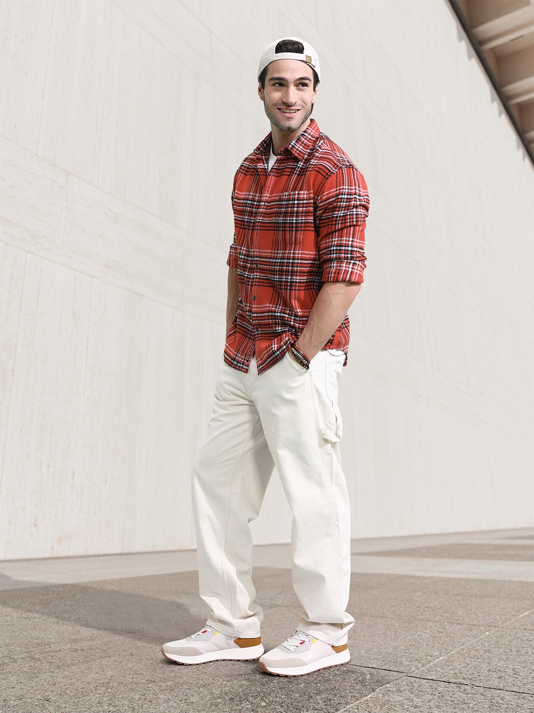 

WROGN Relaxed Fit Tartan Checked Casual Shirt, Red