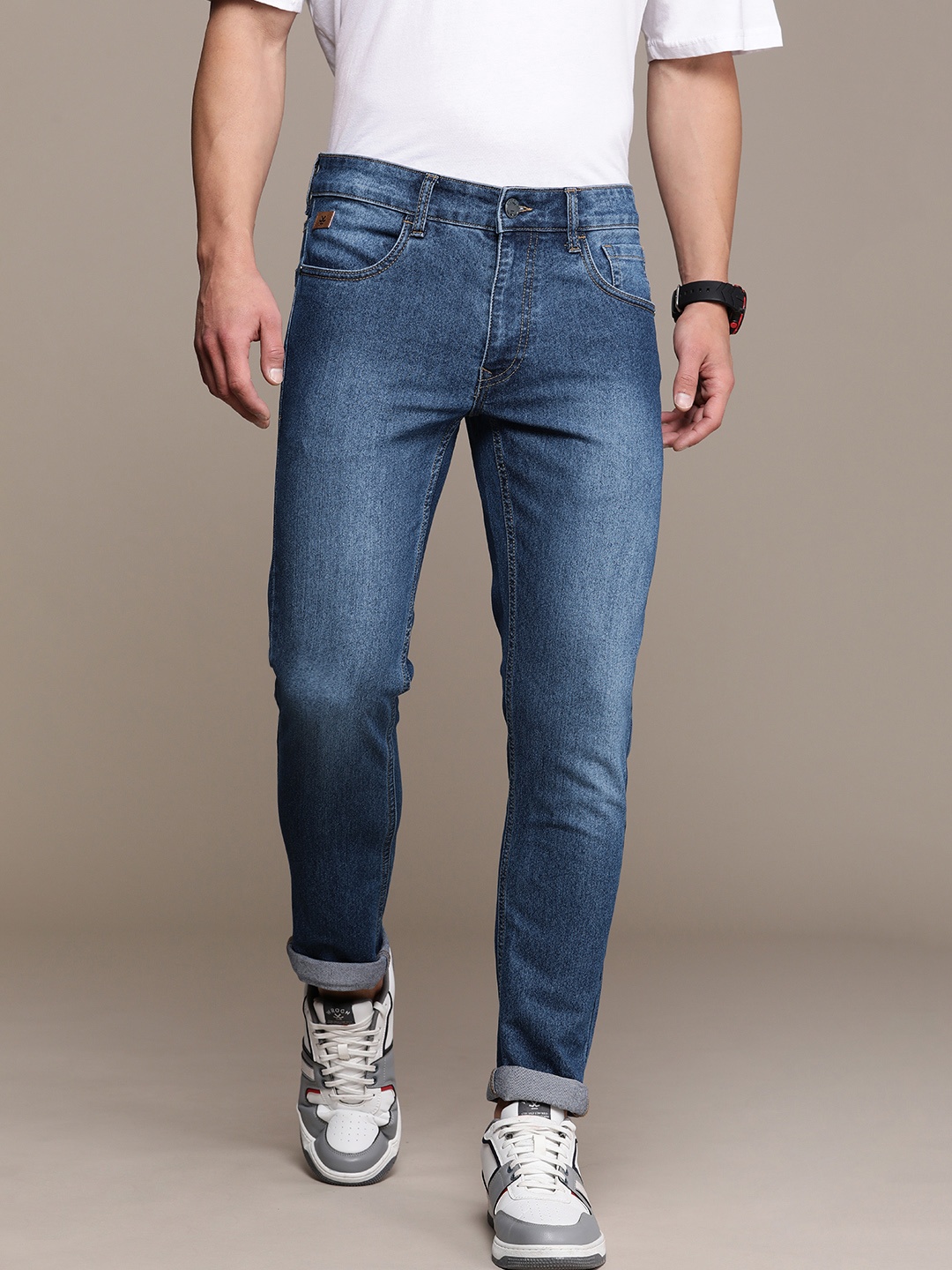 

WROGN Men Slim Fit Light Fade Stretchable Jeans, Navy blue