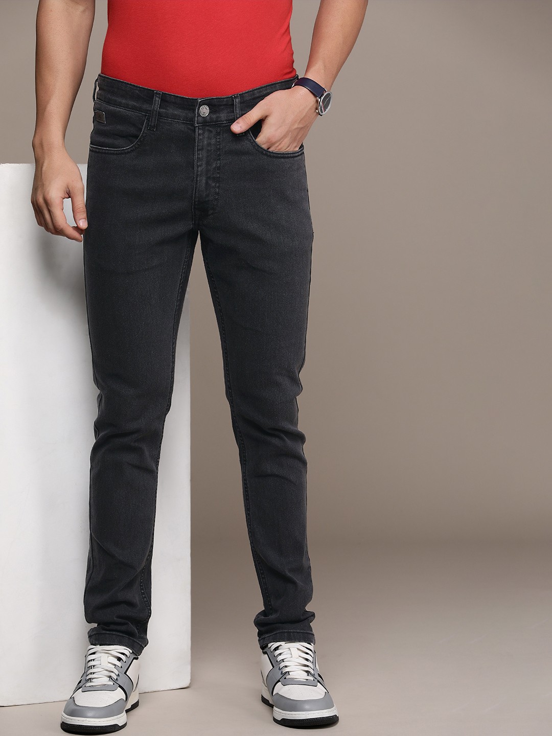 

WROGN Men Skinny Fit Stretchable Jeans, Grey
