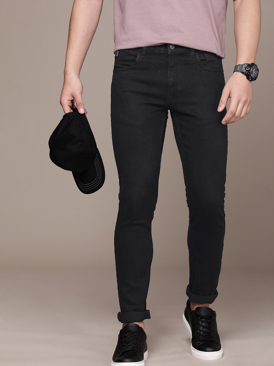 

WROGN Men Skinny Fit Stretchable Mid-Rise Jeans, Black