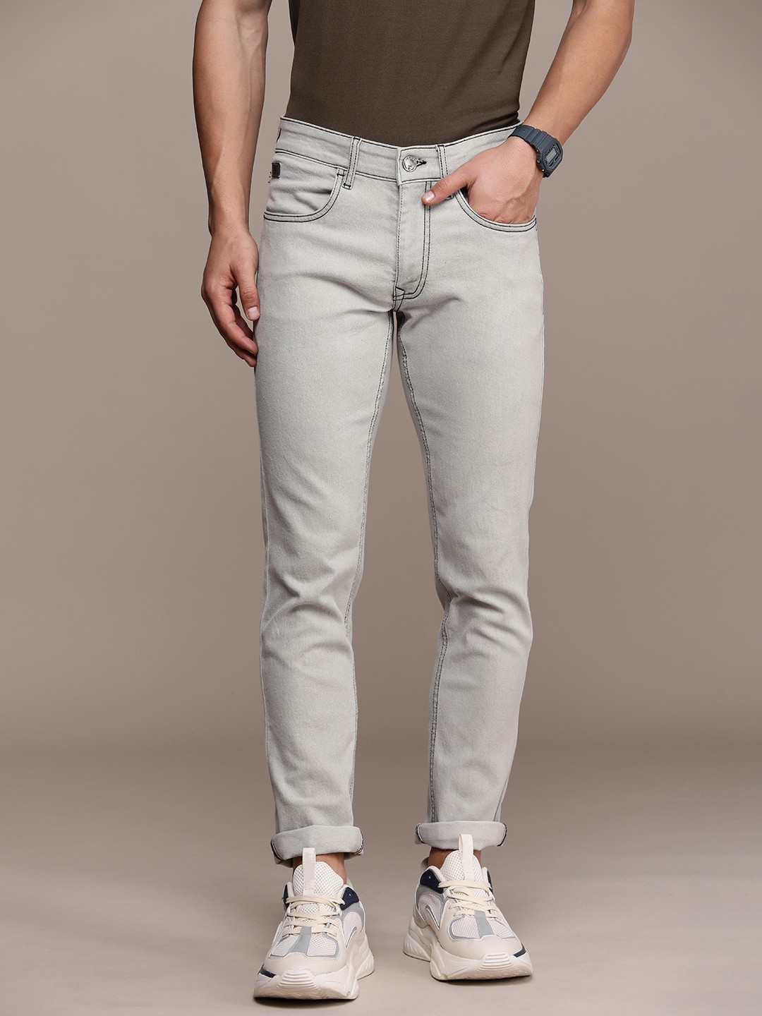 

WROGN Men Mid-Rise Slim Fit Stretchable Jeans, Grey