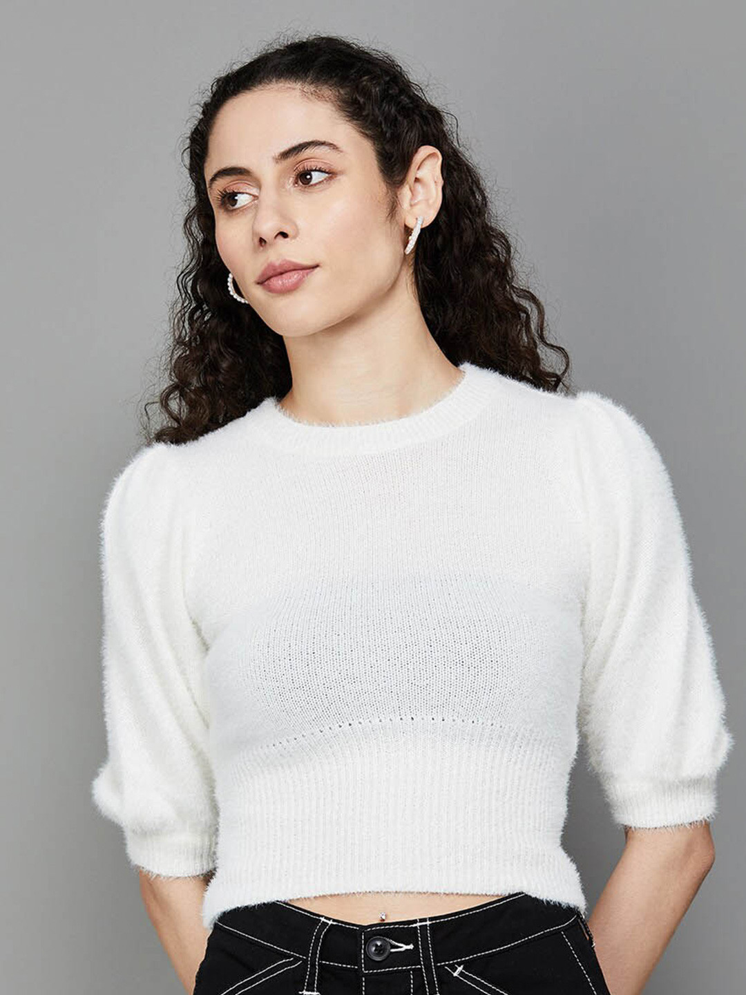

Ginger by Lifestyle Round Neck Crop Sweatshirt, White