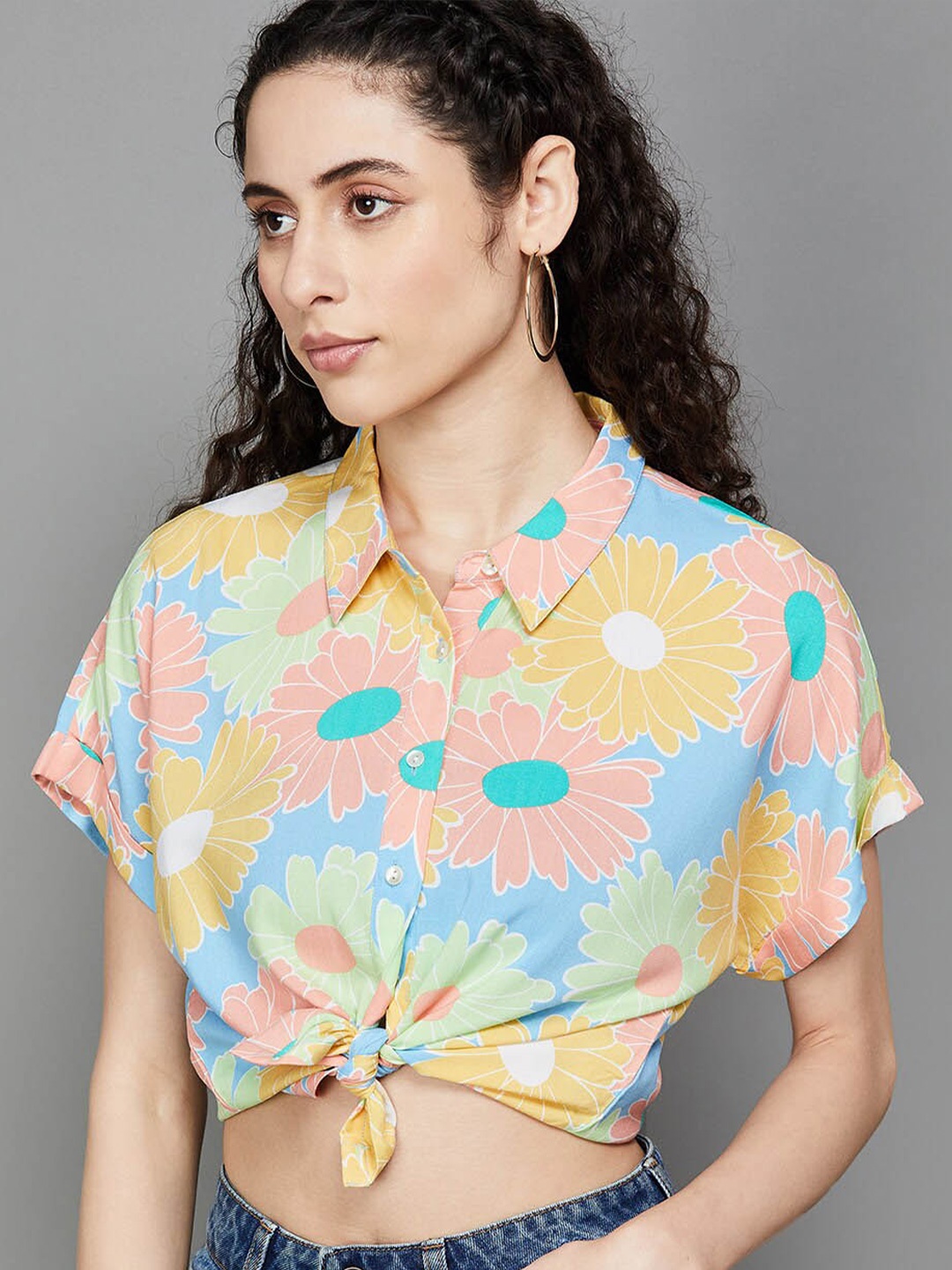 

Ginger by Lifestyle Floral Printed Shirt Collar Extended Sleeves Shirt Style Top, Blue