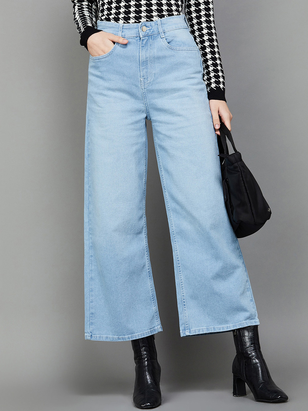 

Ginger by Lifestyle Women Mid-Rise Clean Look Stretchable Cropped Jeans, Blue
