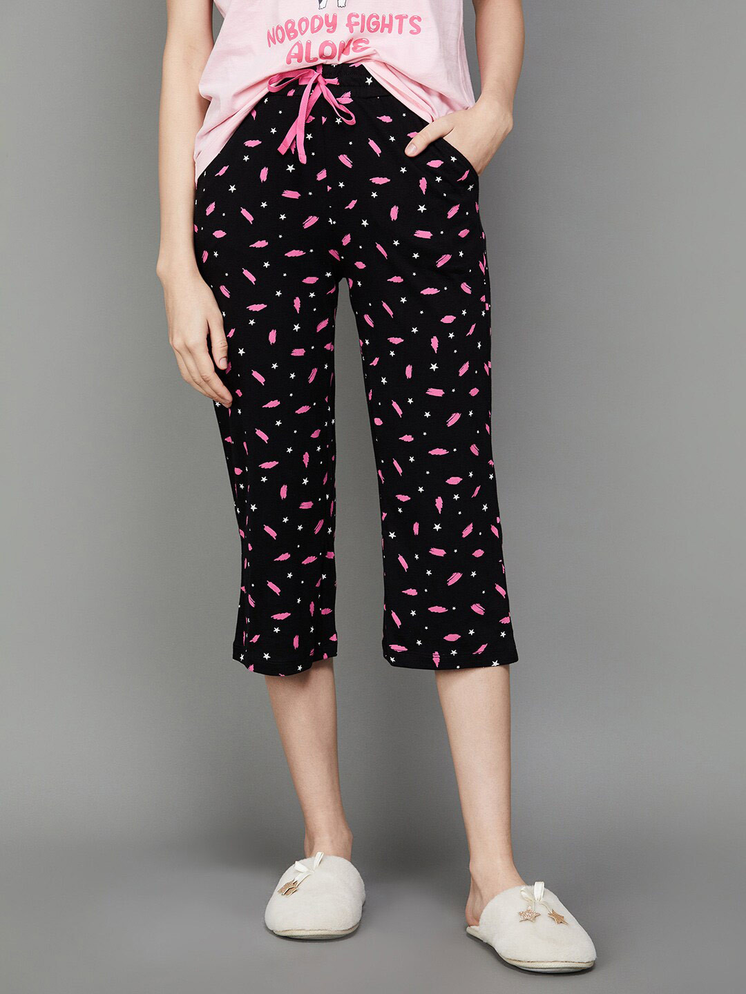 

Ginger by Lifestyle Women Printed Pure Cotton Capris, Black