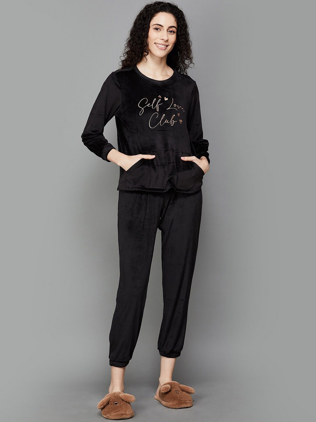 

Ginger by Lifestyle Typography Printed Night suit, Black