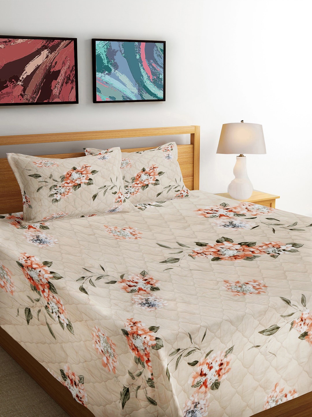 

FABINALIV Beige & green Floral Printed Double Bedcover With 2 Pillow Covers