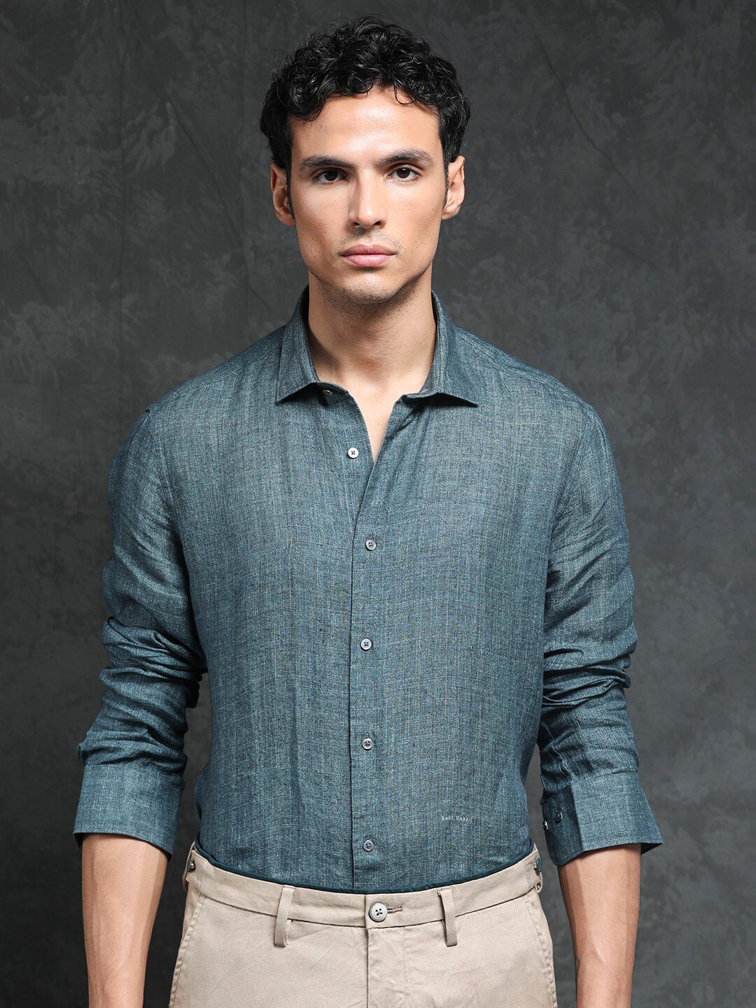 

RARE RABBIT Men Borium Slim Fit Spread Collar Linen Shirt, Green