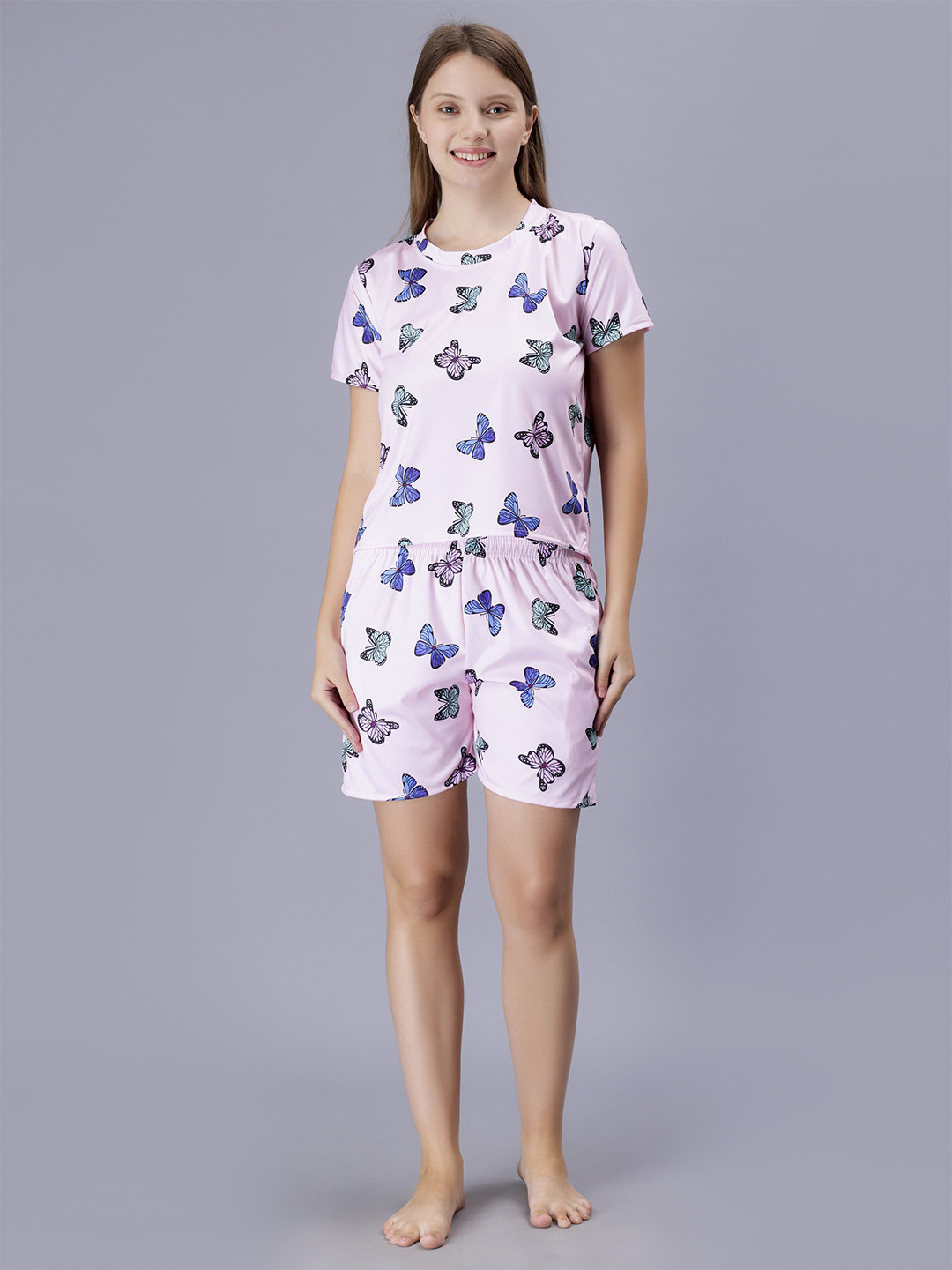 

XPIOX Graphic Printed Satin T-shirt & Shorts, Pink
