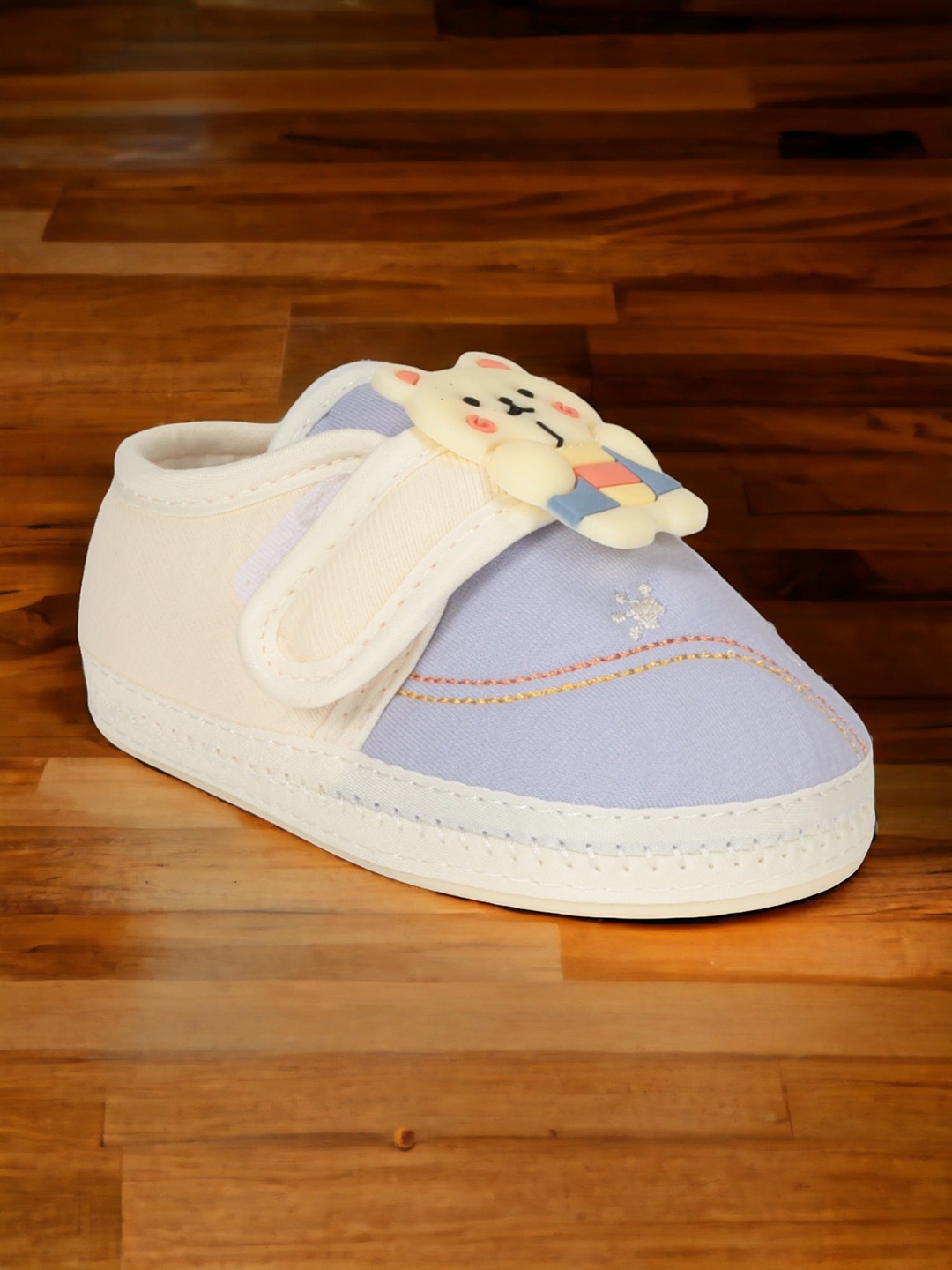 

Lil Lollipop Infants Colourblocked Teddy Detail Cotton Booties, Blue