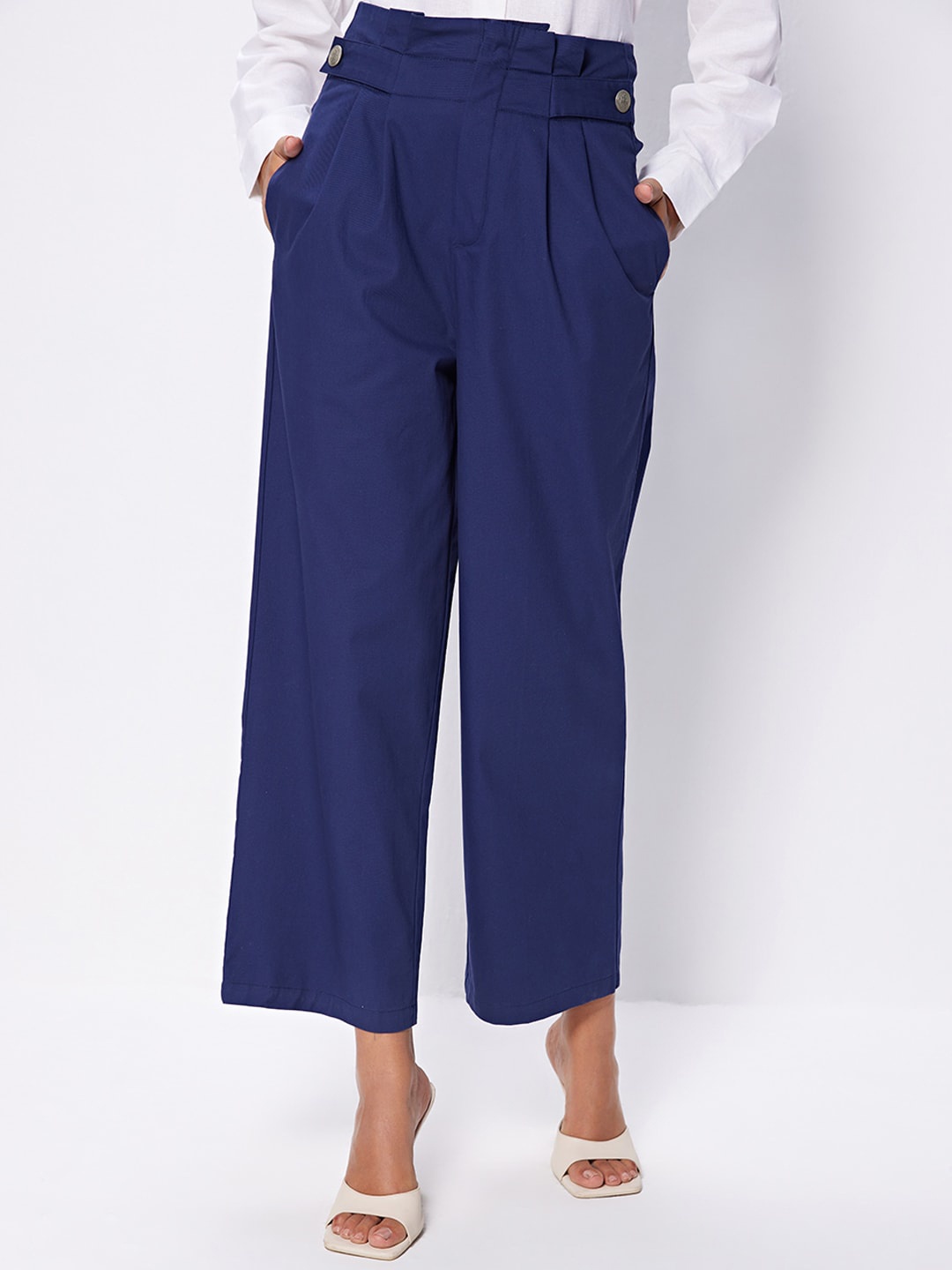 

COVER STORY Women Navy Blue Mid-Rise Pleated Cropped Parallel Trouser