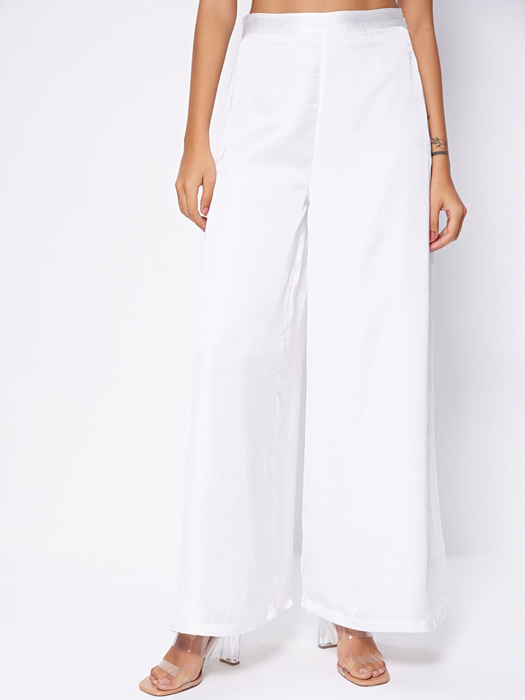 

COVER STORY Women Mid-Rise Flared Parallel Trousers, White