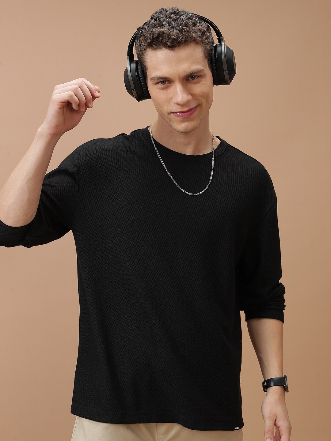 

HIGHLANDER Drop Shoulder Oversized T-shirt, Black