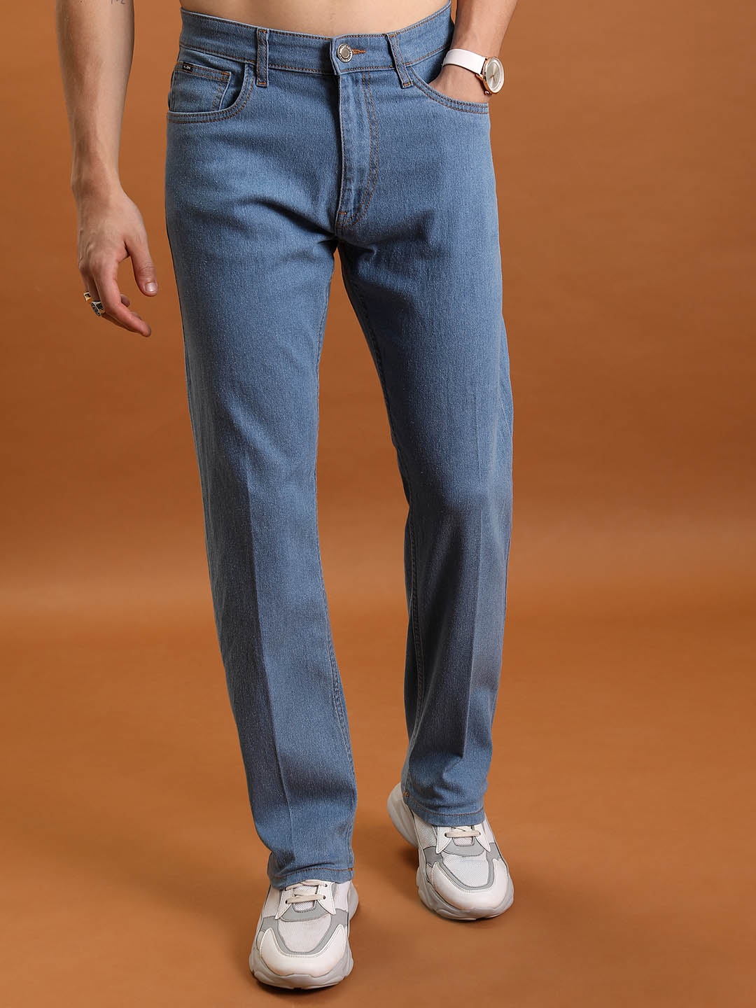 

HIGHLANDER Men Straight Fit Mid-Rise Clean Look Light Fade Stretchable Jeans, Blue