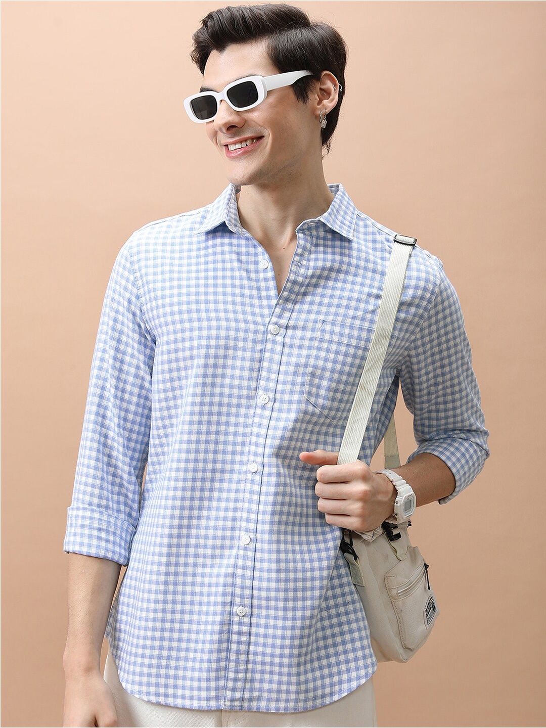 

HIGHLANDER White & Blue Gingham Checked Slim Fit Opaque Cotton Casual Shirt