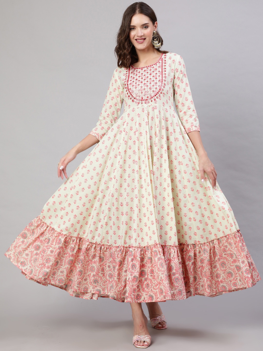 

NISHABD Floral Printed Mirror Work Anarkali Kurta, Peach
