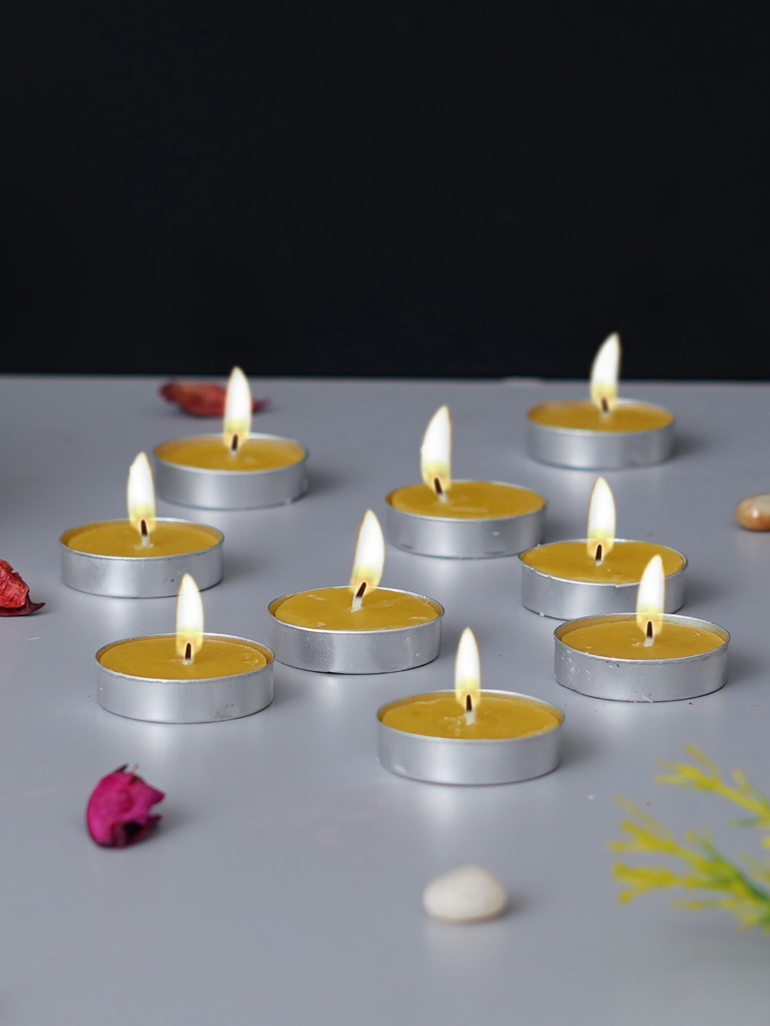 

eCraftIndia Yellow 10-Pieces Lemon Scented Tea Light Candles