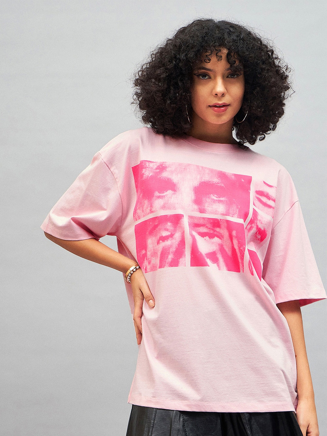 

SASSAFRAS Graphic Printed Drop-Shoulder Oversized Pure Cotton T-shirt, Pink