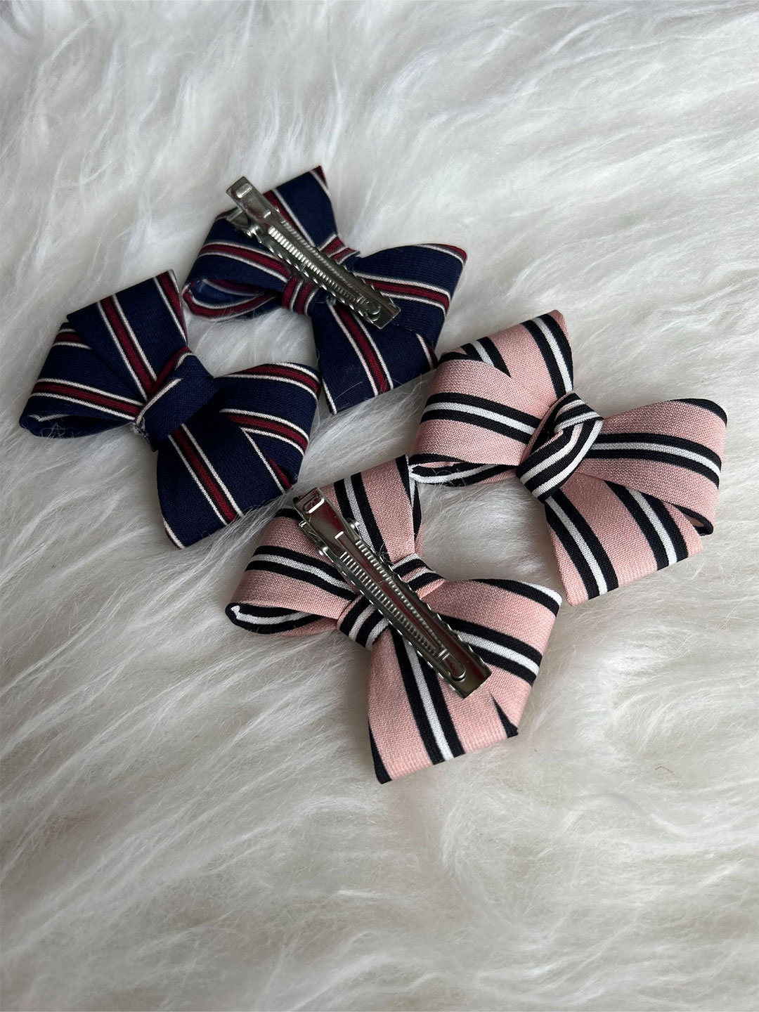 

LYTIX Girls Set of 2 Assorted Fur Alligator Hair Clips