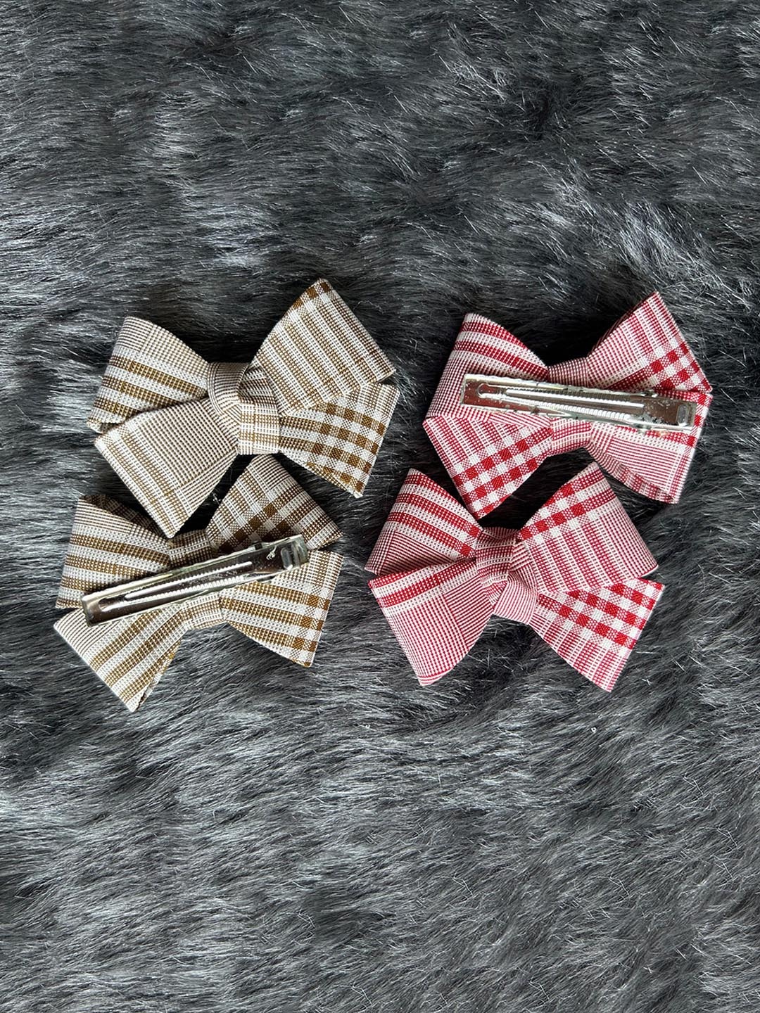 

LYTIX Girls Set of 4 Assorted Alligator Hair Clips
