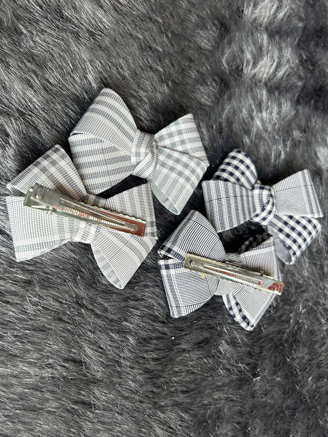 

LYTIX Girls Set Of 4 Assorted Alligator Hair Clips