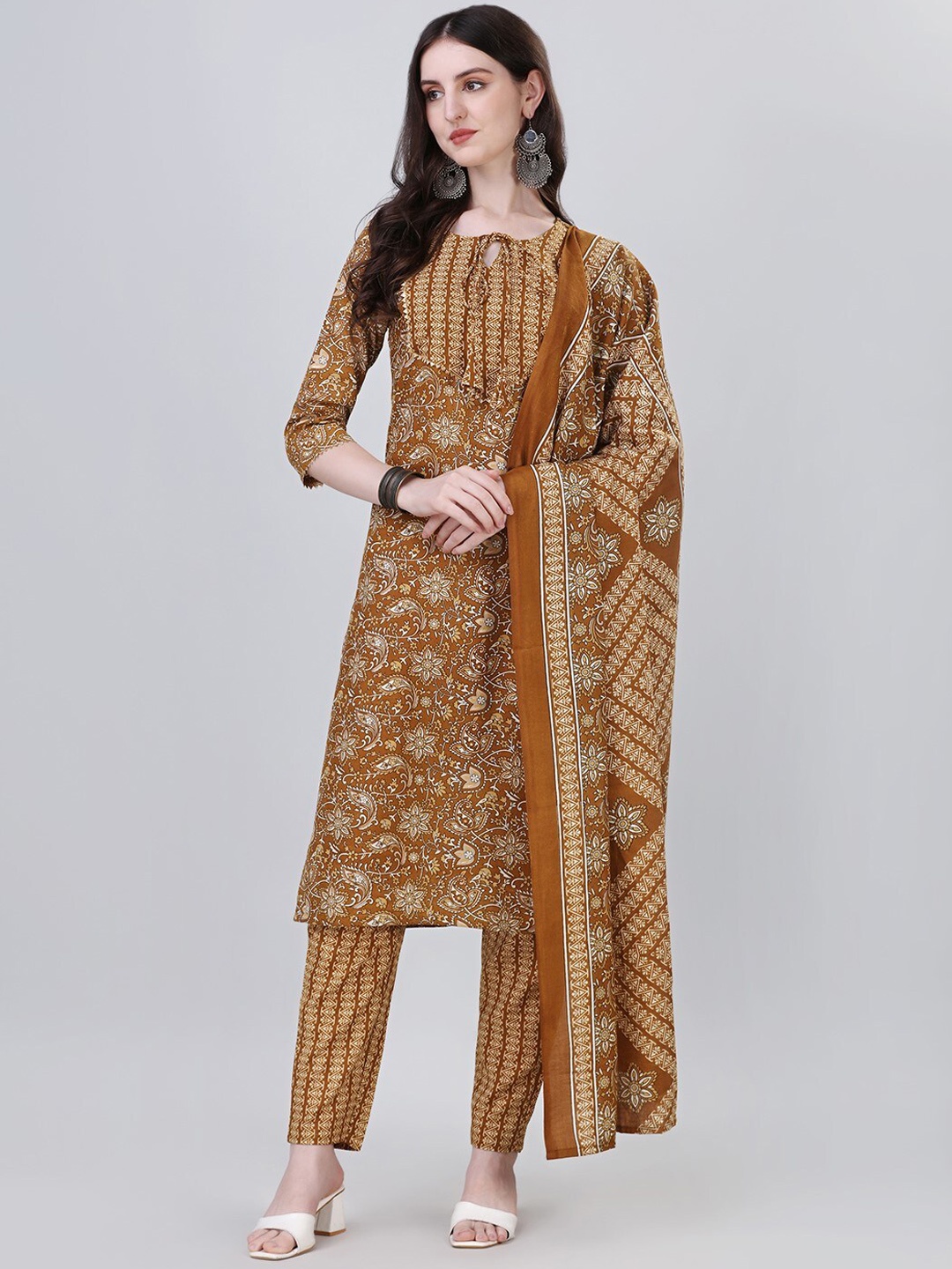 

Modestouze Attires Ethnic Motifs Printed Gotta Patti Kurti with Trousers & Dupatta, Mustard