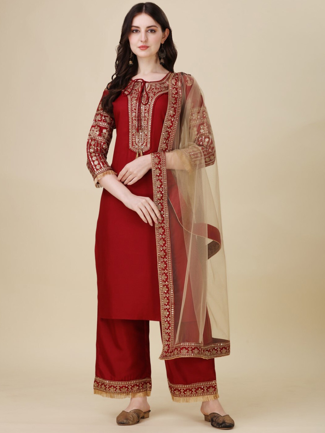 

Modestouze Attires Ethnic Motifs Yoke Design Sequinned Kurta with Palazzos & Dupatta, Maroon