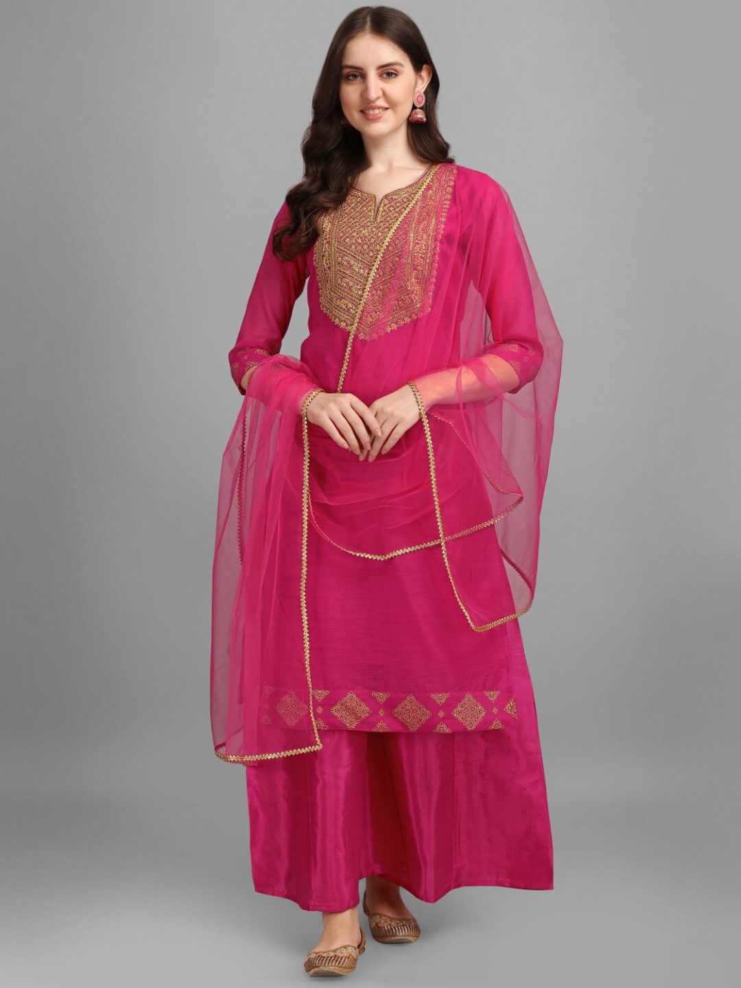 

Modestouze Attires Yoke Design V-Neck Sequinned Chanderi Silk Kurta with Palazzos, Pink