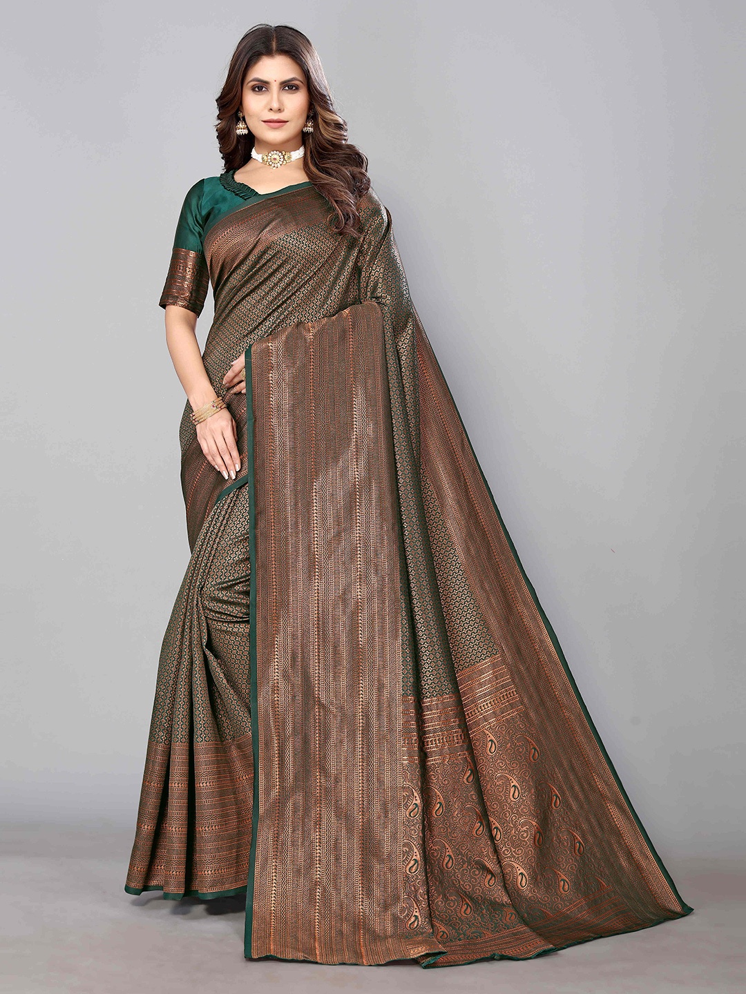 

KALINI Ethnic Motifs Woven Design Zari Art Silk Kanjeevaram Saree, Green