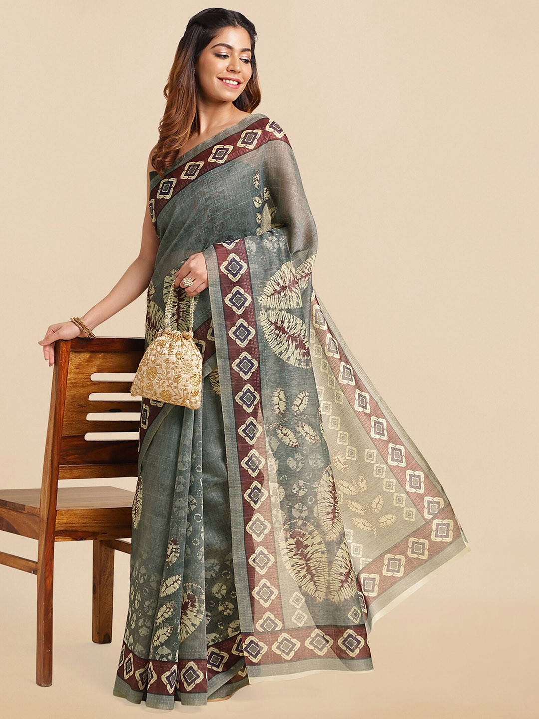 

MIRCHI FASHION Ethnic Motifs Printed Pure Cotton Block Print Saree, Grey