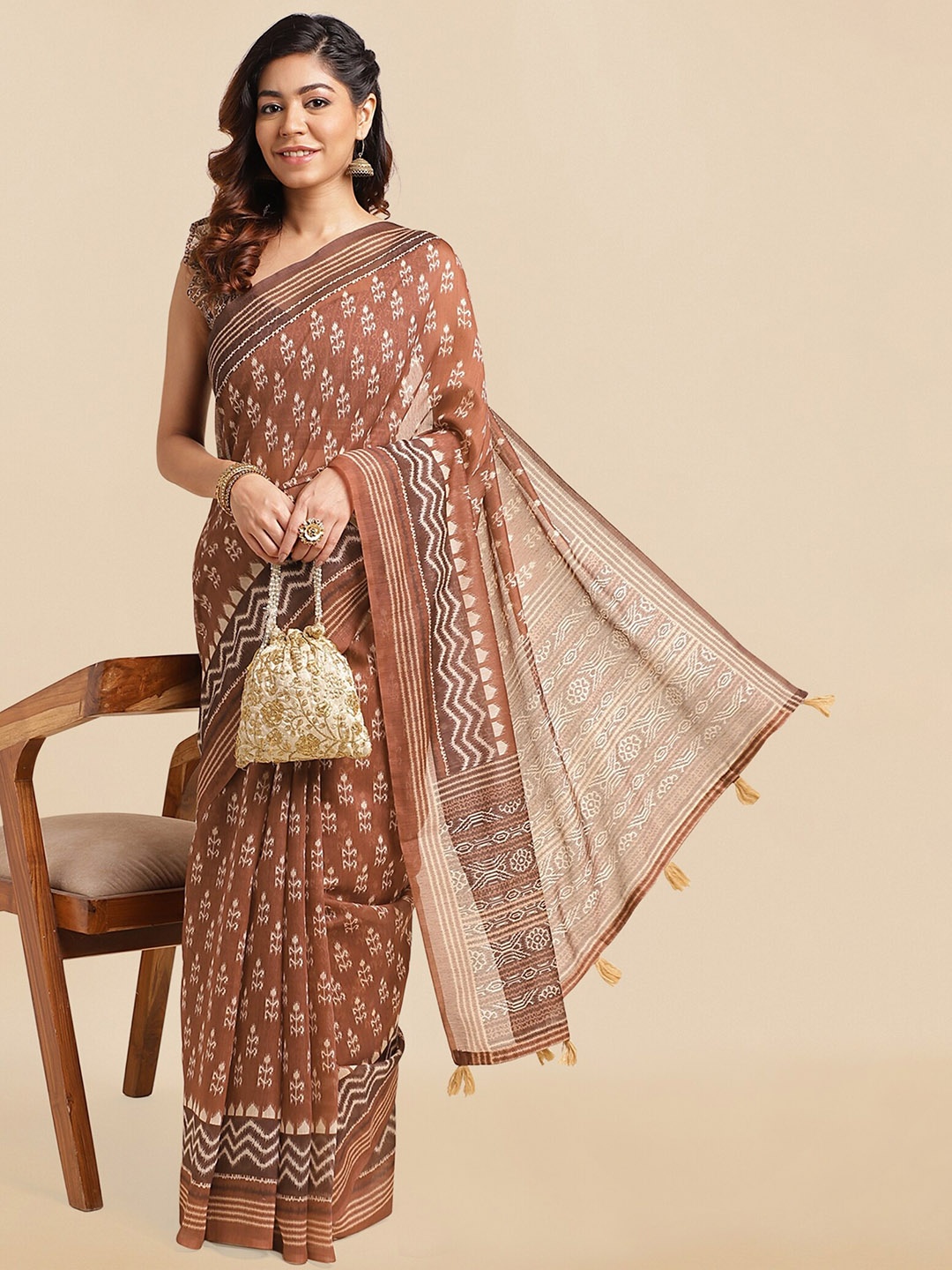 

MIRCHI FASHION Ethnic Motifs Printed Pure Cotton Ikat Saree, Brown