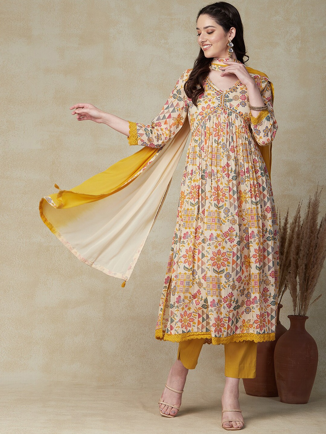 

FASHOR Floral Printed Empire Thread Work Kurta With Trousers & With Dupatta, Cream