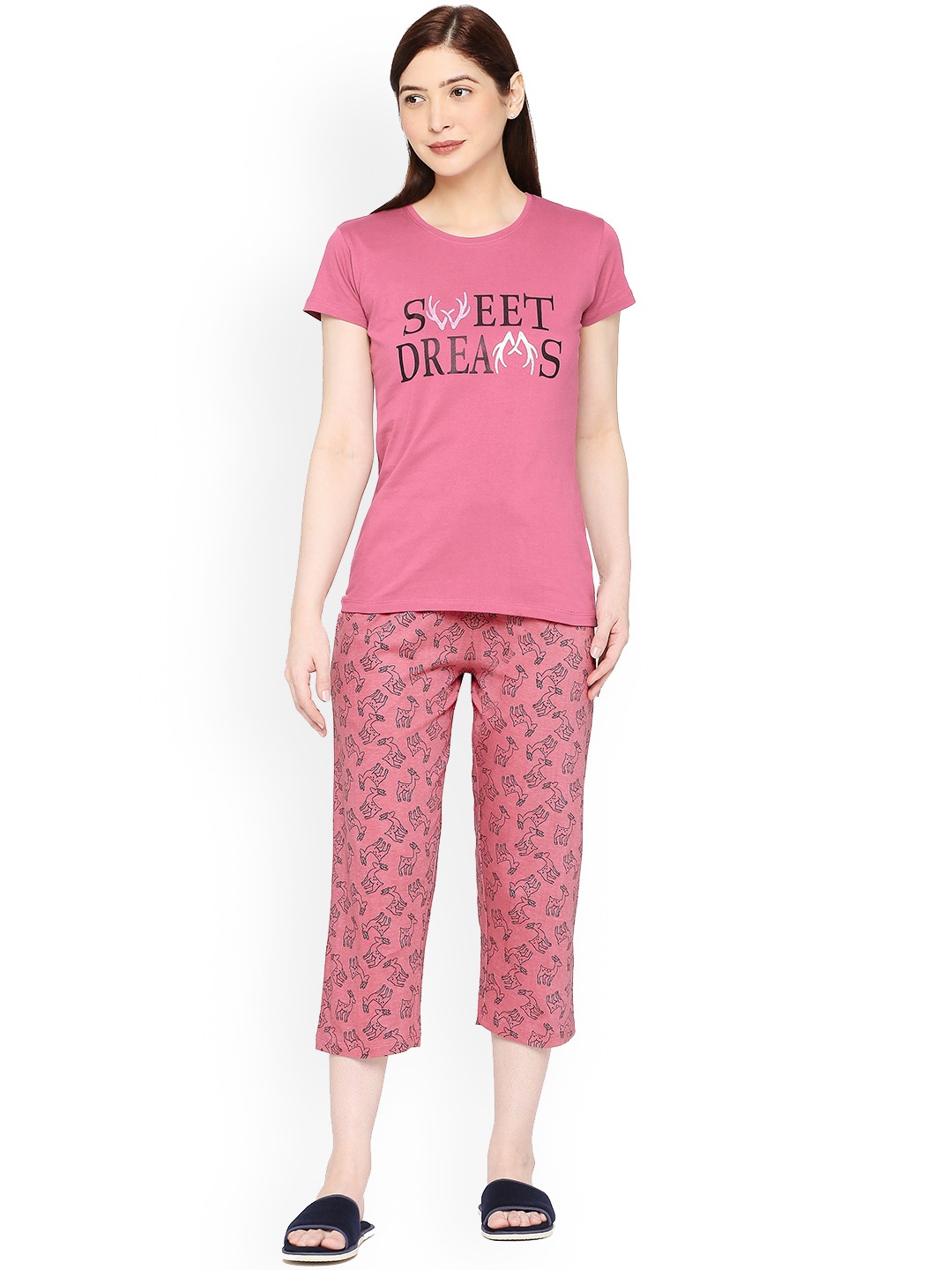 

zebu Typographic Printed Round Neck Short Sleeves Pure Cotton T-shirt & Capris, Mauve