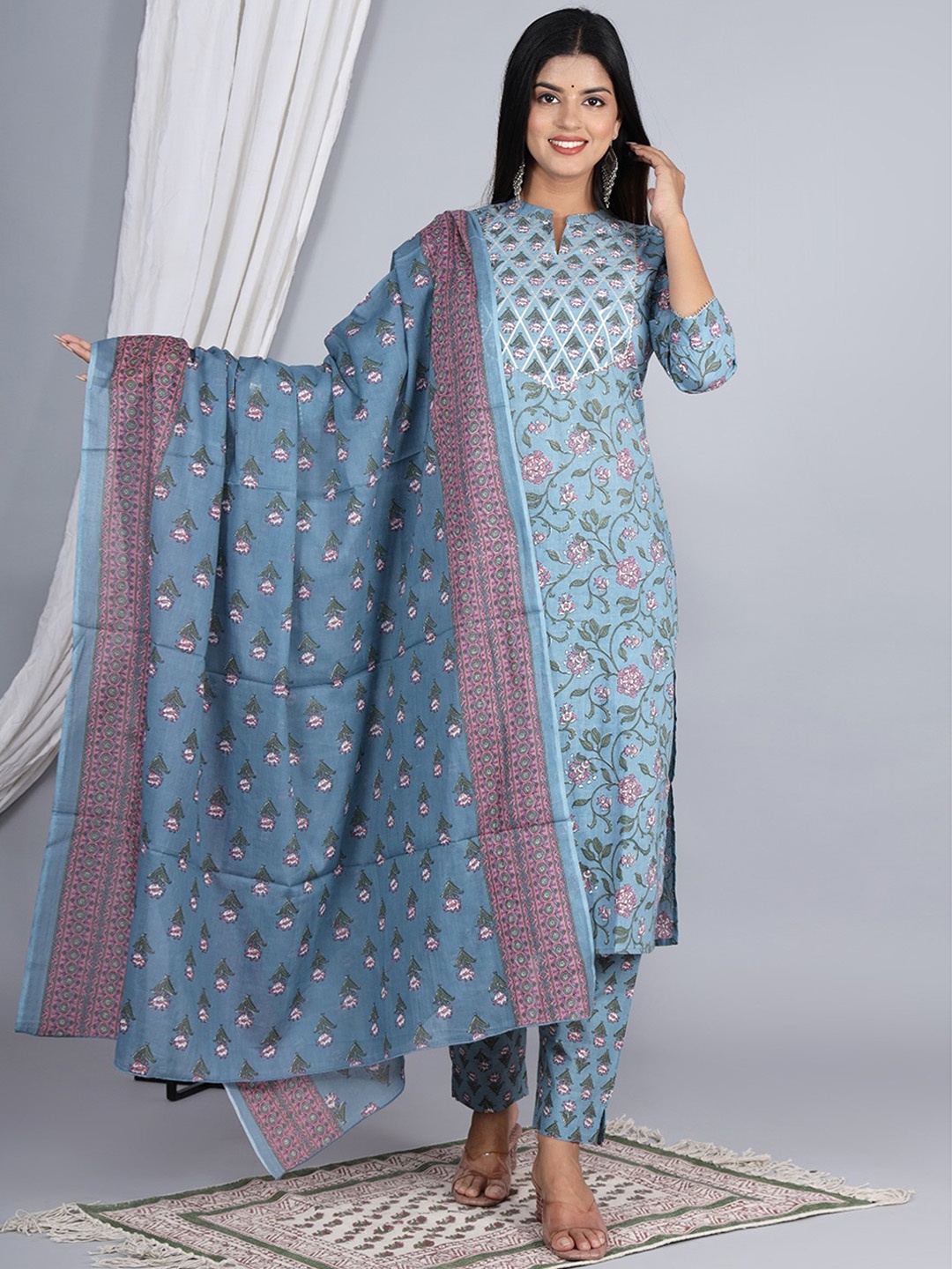 

AARYAHI Floral Printed Gotta Patti Pure Cotton Kurta With Trousers & Dupatta, Grey