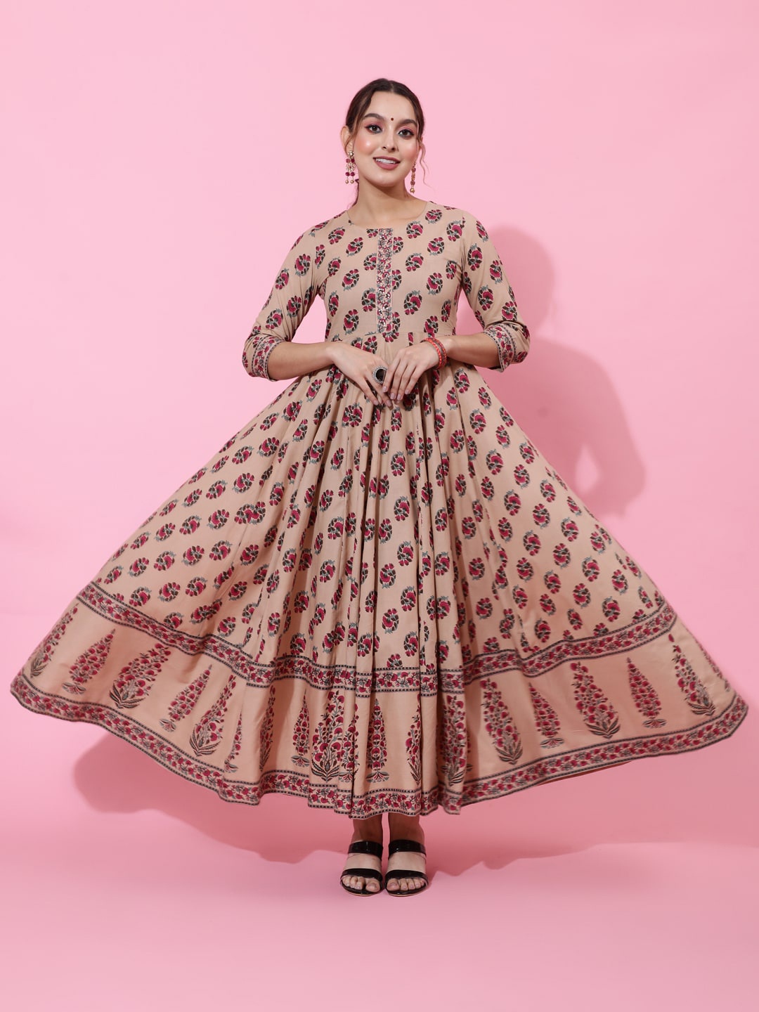 

KIMAYRA Ethnic Motifs Printed Round Neck Pure Cotton Fit and Flare, Beige