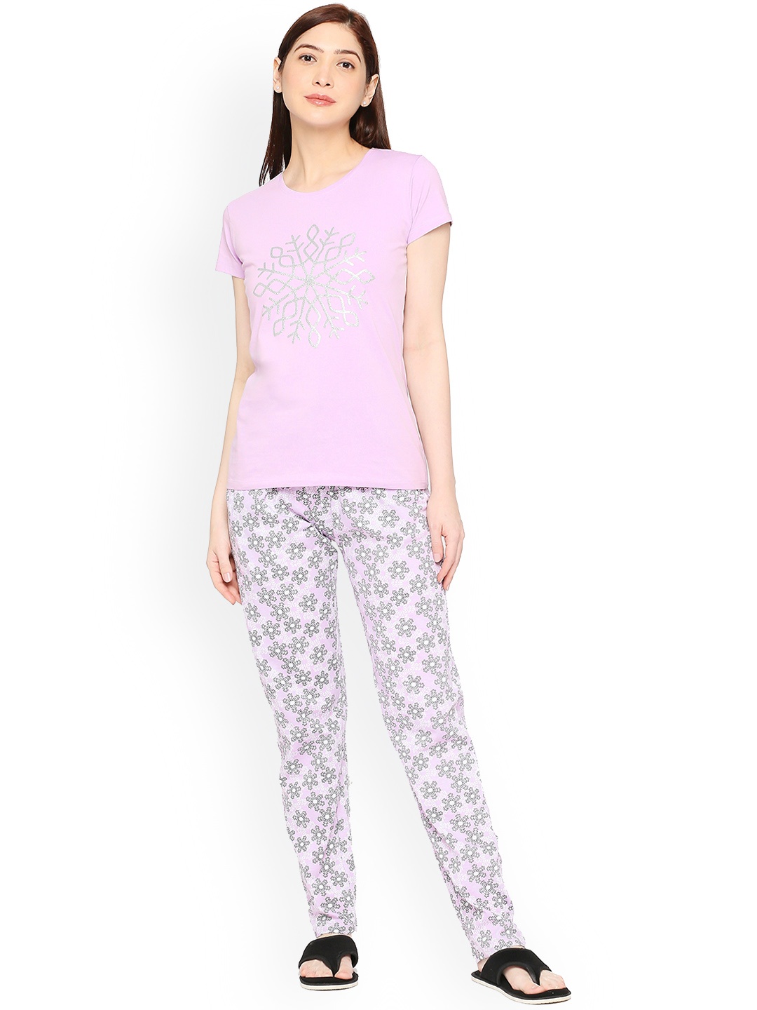 

zebu Floral Printed T-Shirt and Pyjamas, Lavender