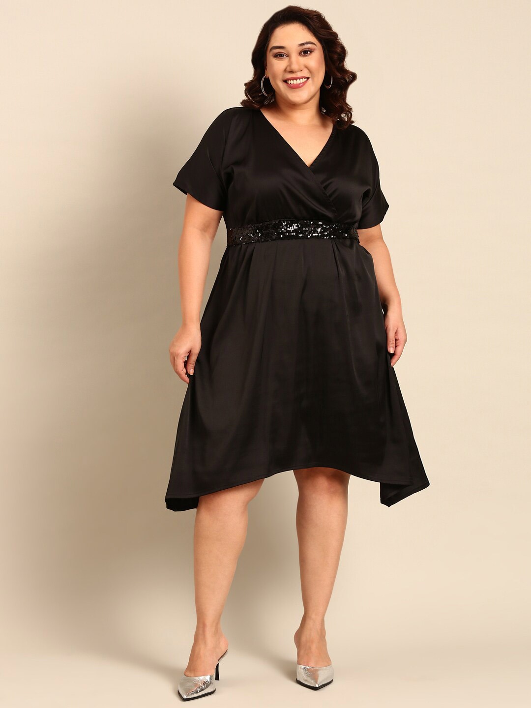 

The Pink Moon Plus Size V-Neck Extended Sleeves Fit & Flare Midi Dress, Black