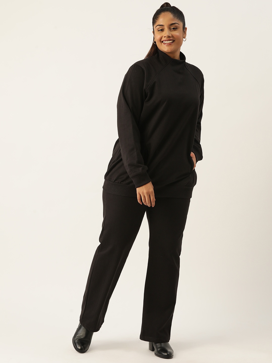 

theRebelinme Women Plus Size Solid Sweatshirt with Track Pants, Black