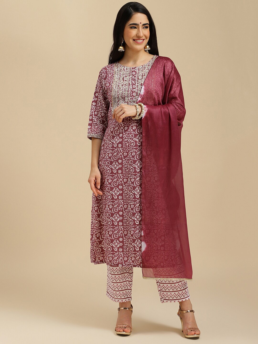 

J Turritopsis Ethnic Motifs Printed Sequinned Regular Kurta With Trousers & Dupatta, Lavender