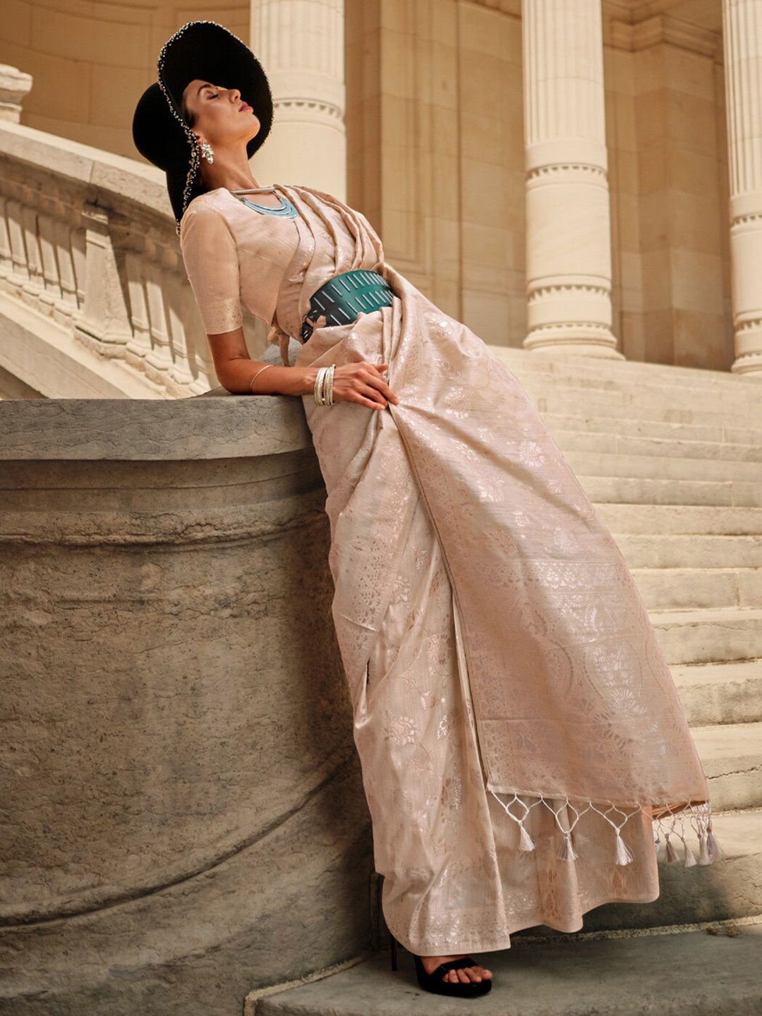 

Saree mall Ethnic Motifs Woven Design Zari Detail Sarees, Cream