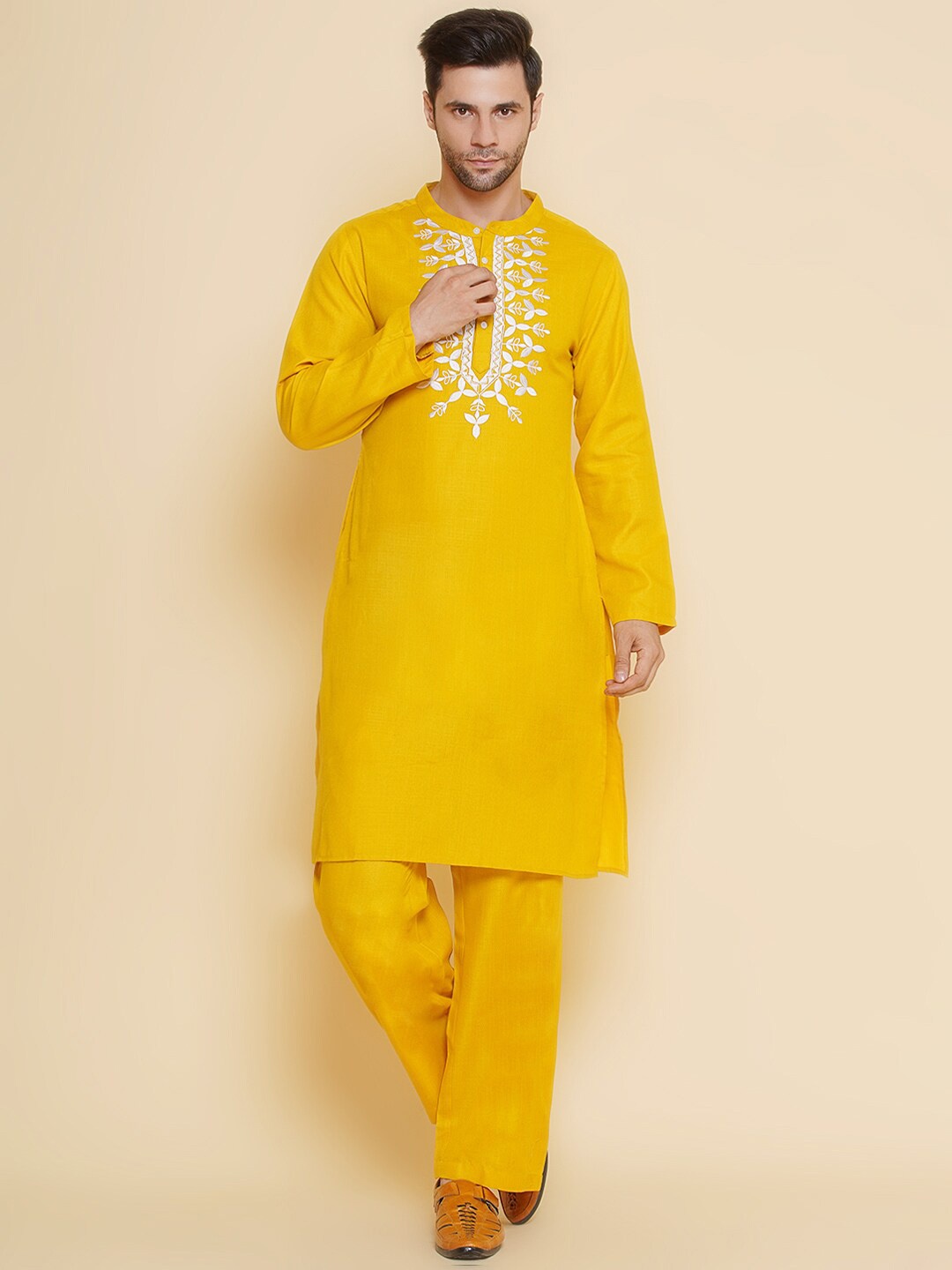 

Baawara By Bhama Ethnic Motifs Yoke Design Thread Work Regular Kurta with Pyjamas, Yellow