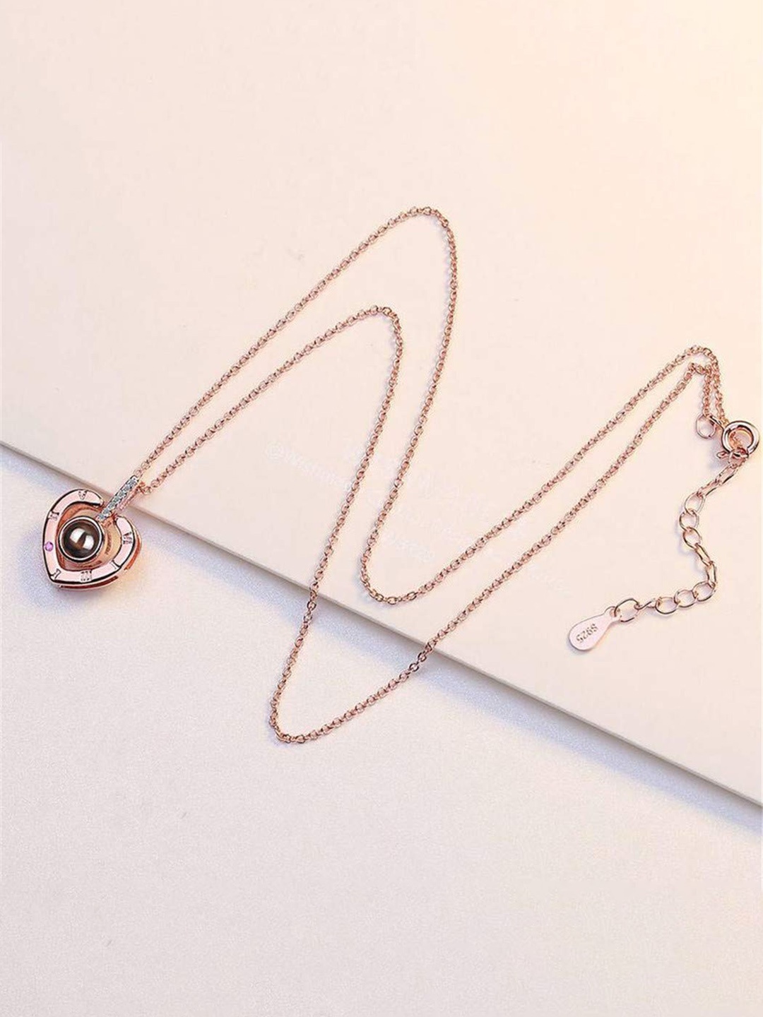 

FIMBUL Rose Gold-Plated Heart Pendant With Chain